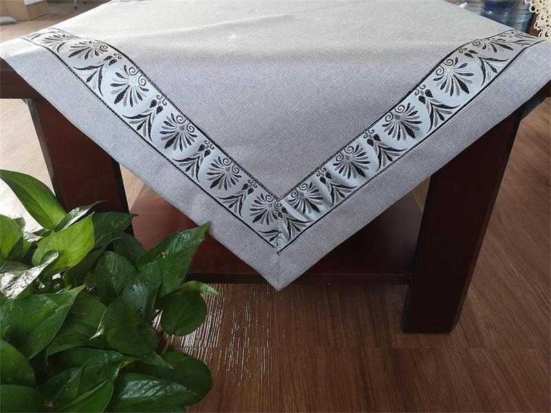 Hot Tablecloth with Shiny fabric and Woven webbing